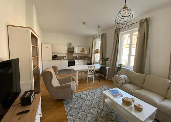 In Bayreuths Schoenster Strasse Appartement *